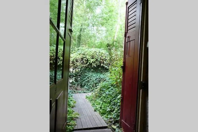 D'hote Le Theron 住宿加早餐酒店 迪约勒菲